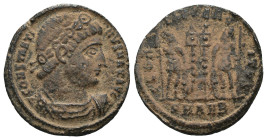 Constantinus I. (307-337 AD). Æ Follis. Antioch. Obv: CONSTANTINVS NOB C. diademed bust of Constantinus I. right. Rev: GLORIA EXERCITVS. two soldiers ...