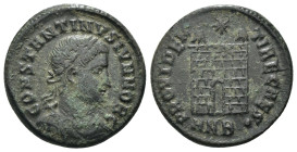 Constantinus I. (307-337 AD). Follis. Nicomedia. Obv: CONSTANTINVS NOB C. laureate bust of Constantinus left. Rev: PROVIDENTIAE CAESS. Campgate with t...