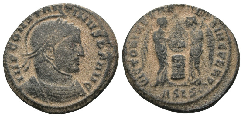 Constantinus I. (307-337 AD). Follis. Obv: CONSTANTINVS AVG. helmeted bust of Co...