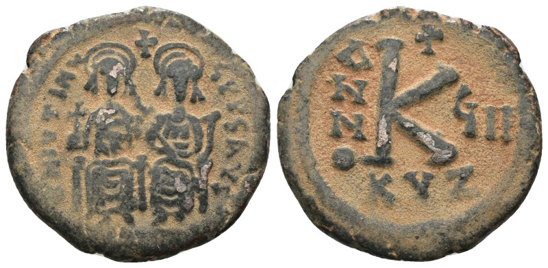 Justin II. and Sophia. (565-578 AD). 1/2 Follis. Constantinople. Obv: Justin II....