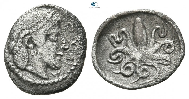 Sicily. Syracuse 485-466 BC. Struck under Hieron I
Litra AR

12mm., ,59g.

...