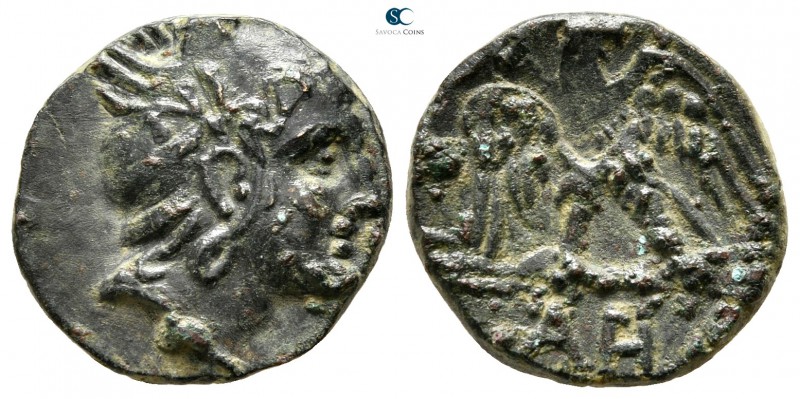 Kings of Macedon. Perseus 179-168 BC. 
Bronze Æ

17mm., 3,52g.



very fi...