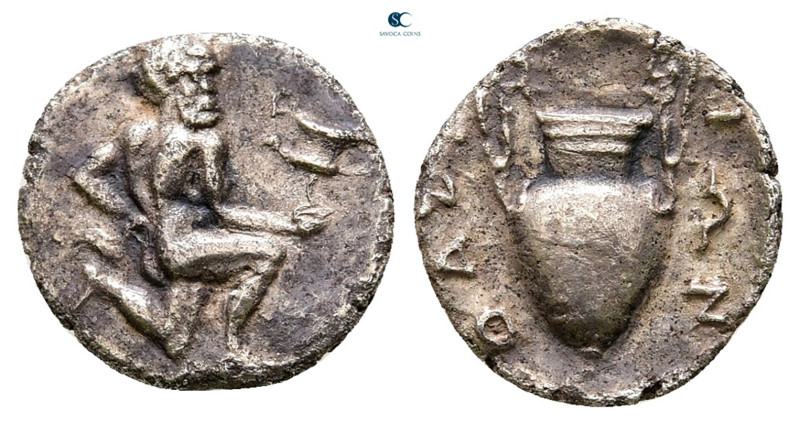 Islands off Thrace. Thasos circa 405-355 BC. 
Trihemiobol AR

11 mm, 0,69 g
...