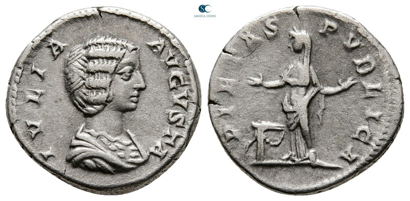 Julia Domna. Augusta AD 193-217. Rome
Denarius AR

18 mm, 3,42 g



Very ...