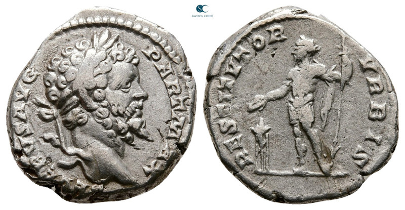 Septimius Severus AD 193-211. Rome
Denarius AR

18 mm, 3,44 g



Very Fin...