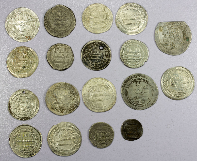 ABBASID & Successors: LOT of 18 silver dirhams, Abbasid: (12 pcs) including al-A...