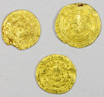 FATIMID: LOT of 3 gold dinars, al-Mu'izz: type A-697: one of Misr AH(36)3 (VG), the other of al-Mansuriya DM (scruffy Fine); and al-Hakim: A-309.2, Mi...