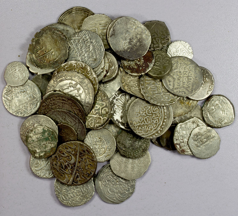 MEDIEVAL ISLAMIC: LOT of 60 silver coins, including Ghaznavid, Rasulid, Ayyubid,...