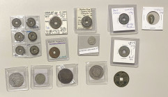 CHINA: LOT of 18 coins, a diverse lot of cast coinage including a bronze cowry imitation, Tang (2), Northern Song (2), Qing (8), plus imperial dragon ...