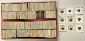 WORLDWIDE: LOT of 560 coins, a wide variety of minor coins, many from France, Great Britain, China, and some crown-sized coins, including proof 1970 F...