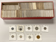 WORLDWIDE: LOT of 280 coins, including many nice collector coins from around 1890 to 1980 with many silver coins, proof coins, and popular types; reta...