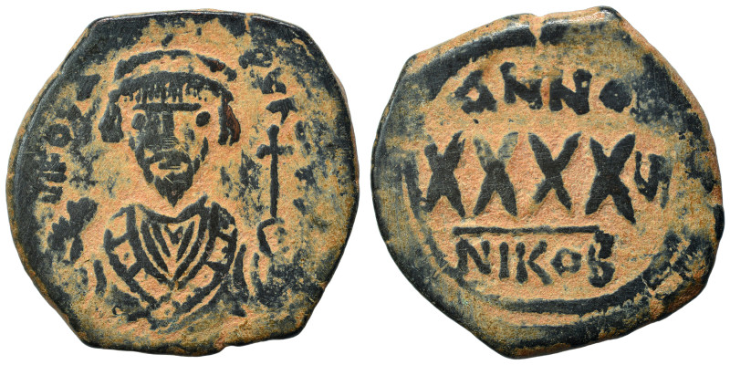 Phocas, 602-610. Follis (bronze, 11.11 g, 31 mm), Nicomedia. δ m FOCA PER AVC Bu...