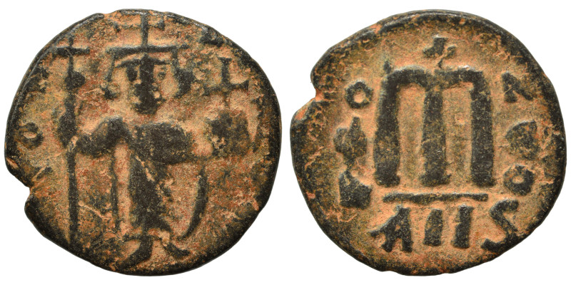 Constans II, 641-668. Follis (bronze, 3.80 g, 21 mm), Constantinople. EN T૪TO NI...