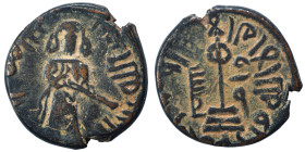 Umayyad Caliphate. al-Malik ibn Marwan, AH 65-86 / 685-705 AD. Fals (bronze, 3.30 g, 18 mm), 'Standing Caliph' type. Caliph standing facing, bearded, ...