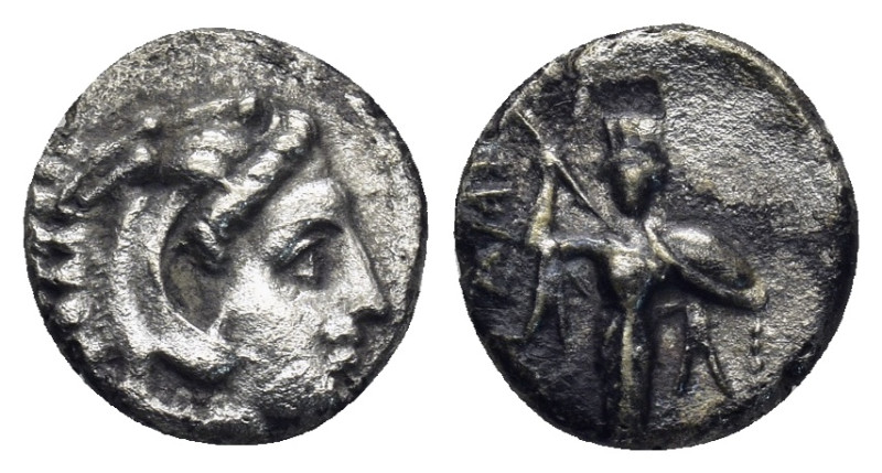 Mysia, Pergamon. Ca. 310-284 B.C. AR diobol 1.23 Gr. 11mm.
 Head of Herakles rig...