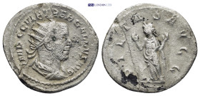 Trebonianus Gallus (251-253) - AR Antoninianus 2.23 Gr. 22mm.
Radiate, draped and cuirassed bust right 
Rev. Pietas standing, raising both hands, alta...