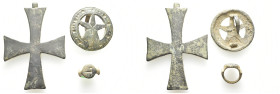 Mixed lot 3 pieces. SOLD AS SEEN NO RETURNS.
