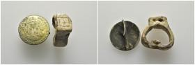 Mixed lot 2 pieces. SOLD AS SEEN NO RETURNS.