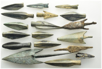 Mixed lot 18 pieces. SOLD AS SEEN NO RETURNS.