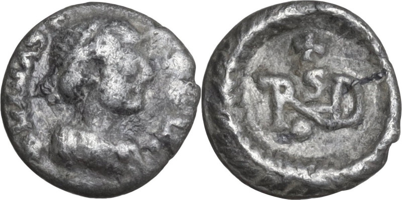 Ostrogothic Italy, Theoderic (493-526). AR Quarter siliqua in the name of Anasta...