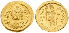 Justin II (A.D. 565-578). Gold Solidus (4.37 g, 6h). Mint of Constantinople. D N I-VSTI-NVS PP AVI, pearl-diademed, helmeted and cuirassed bust facing...