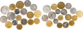 World Lots, lot of 18pcs