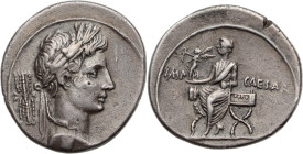 AUGUSTE (27 av. J.-C. - 14 apr. J.-C.)
Denier AR. 3,54 g. Rome.
A/ Buste d’Otave sous les traits de Veiovis, derrière un foudre.
R/ IMP CAESAR. Octave...