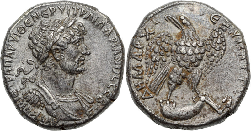 HADRIEN (117-138)
Tétradrachme colonial AR. 14,90 g. 
frappé en 119 à Antioche s...