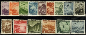 ÖSTERREICH. 
ÖSTERREICH - I. Republik. 
5g- 10 Sch. 1935 Flugpost ( 15 W.), Schillingwerte **. Mi. 598-612 (180,-). . 


*/**/⊙