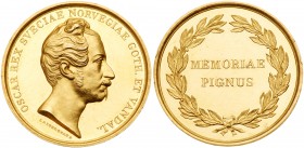 Sweden, Oscar I (1844-1859), gold Medal (15 Ducats), undated. 40 mm, 52.2 grams, by L.P. Lundgren F. Incuse lettered edge, I.P.F. KONIGSFELDT SCHOL. F...