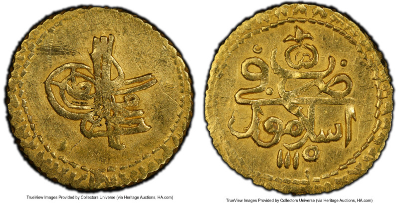 Ottoman Empire. Ahmed III (AH 1115-1143 / AD 1703-1730) gold Findik (Zeri Istanb...