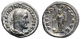 MASSIMINO (235-238) Denario. Busto laur. a ds. R/ PROVIDENTIA stante a sn. AR (g. 2,97 mm. 20) C. 77; RIC 13. SPL