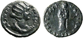 FAUSTA (Moglie di Costantino I) Follis ridotto per Tessalonica. D/ Busto diad. e drapp. di Elena a ds. R/ Salus stante a sn. con due bimbi in braccio....