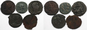 Römische Münzen, Lots und Sammlungen römischer Münzen. MÜNZEN DER RÖMISCHEN KAISERZEIT. Lot von 5 Münzen ND. Schön-sehr schön