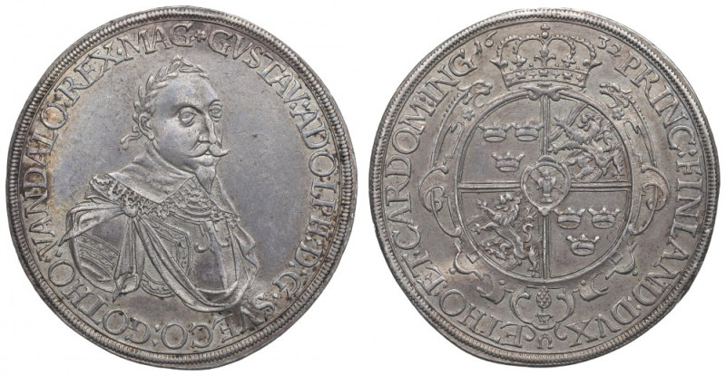 Sweden, Gustav II, Thaler 1632, Augsburg Bardzo ładnie zachowany talar. Ślad po ...