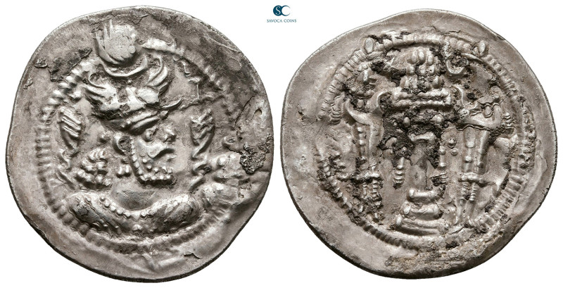 Sasanian Kingdom. Khusro I AD 531-579. 
Drachm AR

28 mm, 3,64 g



Very ...