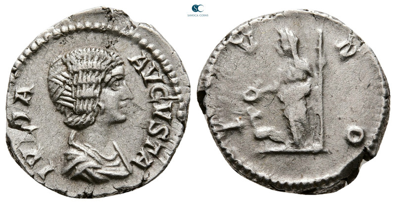 Julia Domna. Augusta AD 193-217. Rome
Denarius AR

18 mm, 3,21 g



Very ...