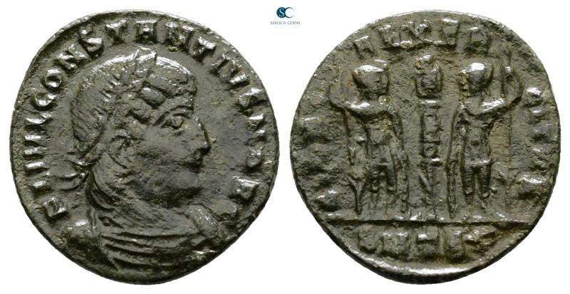 Constantius II, as Caesar AD 337-347. Thessaloniki
Follis Æ

17 mm, 1,81 g
...