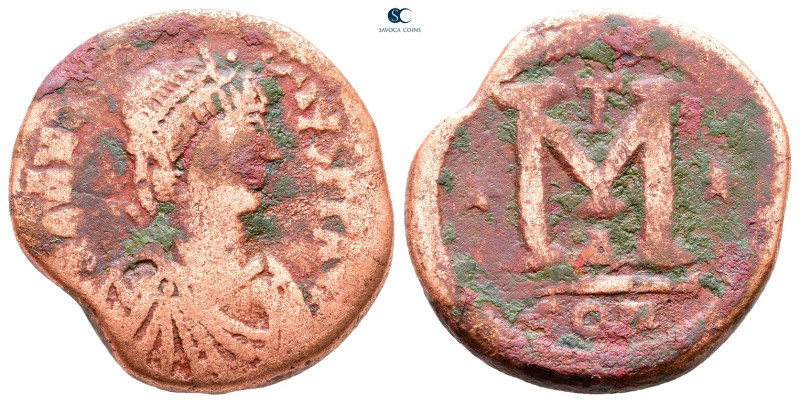 Anastasius I AD 491-518. Constantinople
Follis or 40 Nummi Æ

25 mm, 8,85 g
...