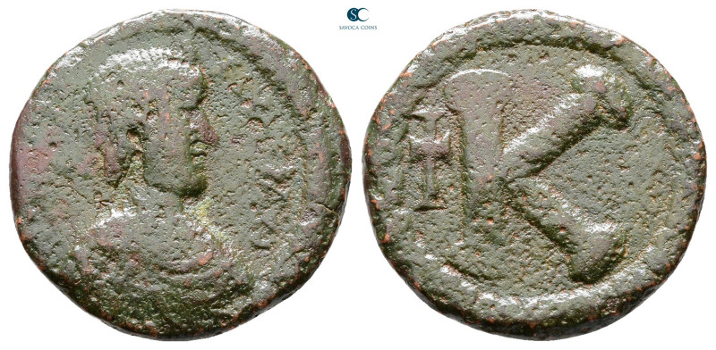 Anastasius I AD 491-518. Constantinople
Half Follis or 20 Nummi Æ

20 mm, 4,1...