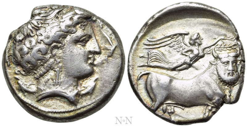 CAMPANIA. Neapolis. Nomos - Didrachm (Circa 300 BC).

Obv: Diademed head of ny...