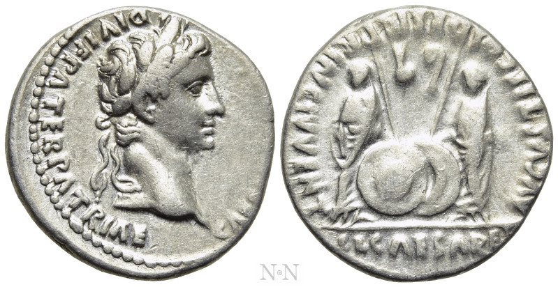 AUGUSTUS (27 BC-14 AD). Denarius. Lugdunum. 

Obv: CAESAR AVGVSTVS DIVI F PATE...