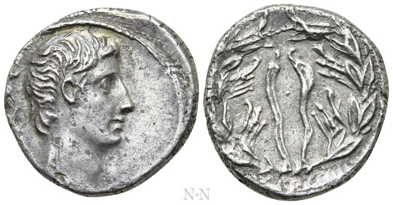 AUGUSTUS (27 BC-14 AD). Denarius. Pergamum. 

Obv: AVGVSTVS. 
Bare head right...