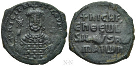 NICEPHORUS II PHOCAS (963-969). Follis. Constantinople