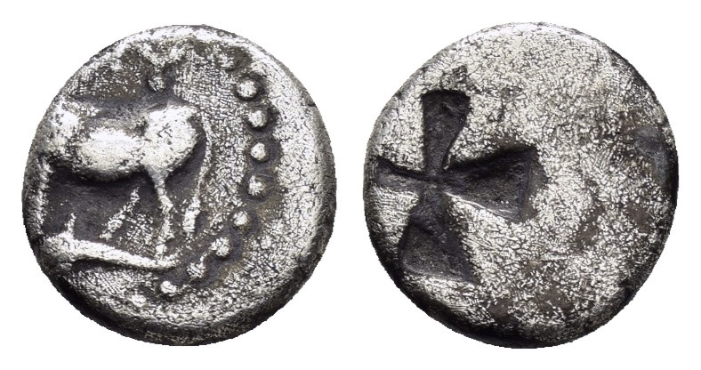 THRACE.Byzantion.(circa 340-320 BC). Bl Diobol.

Obv : ΠY.
Bull standing left on...
