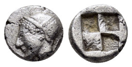 IONIA. Phokaia.(Circa 521-478 BC).Diobol.

Obv : Archaic head of Athena left.

Rev : Quadripartite incuse punch.
SNG Kayhan 522.

Condition : Good ver...