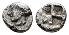 IONIA. Phokaia.(Circa 521-478 BC).Diobol.

Obv : Archaic head of Athena left.

Rev : Quadripartite incuse punch.
SNG Kayhan 522.

Condition : Good ver...