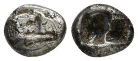 KINGS of LYDIA. Kroisos (Circa 564/53-550/39 BC).Sardes. 1/6 Stater.

Obv : Confronted foreparts of lion and bull.

Rev : Two incuse square punches.
S...