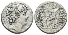 SELEUKID KINGS of SYRIA.Philip I Philadelphos (Circa 95-83 BC).Antioch on the Orontes. Tetradrachm.

Obv : Diademed head right.

Rev : ΒΑΣΙΛΕΩΣ ΦΙΛΙΠΠ...