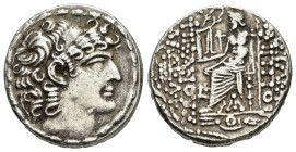 SELEUKID KINGS of SYRIA.Philip I Philadelphos (Circa 95-83 BC).Antioch on the Orontes.. Tetradrachm.

Obv : Diademed head right.

Rev : ΒΑΣΙΛΕΩΣ ΦΙΛΙΠ...